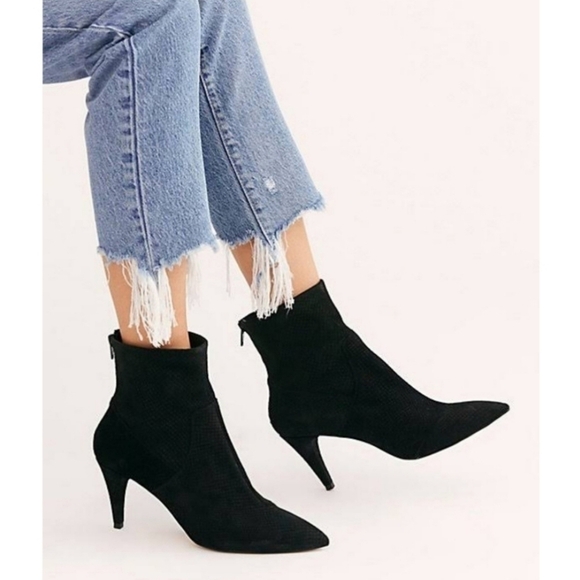 Free People Willa Leather Ankle Black Witchcore Booties New Size 11 - Picture 2 of 16